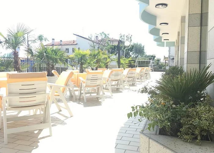 Graziella Hotel 3*